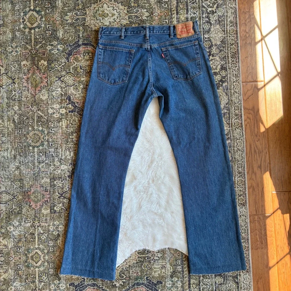 Levis 517 Mens Bootcut Medium Wash Denim Jeans Raw Hem Western cowboy Sz 36x33.5